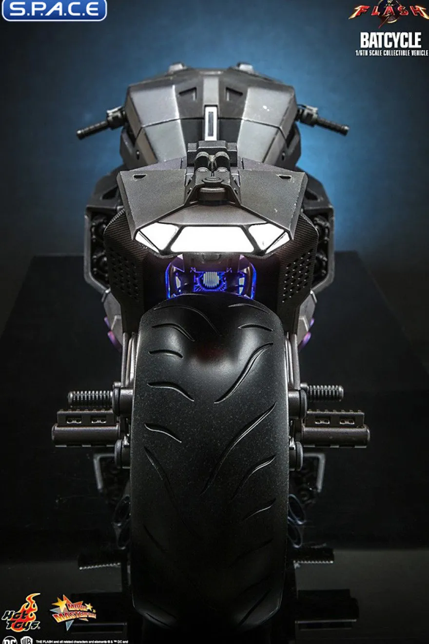 1/6 Scale Batcycle Movie Masterpiece MMS704