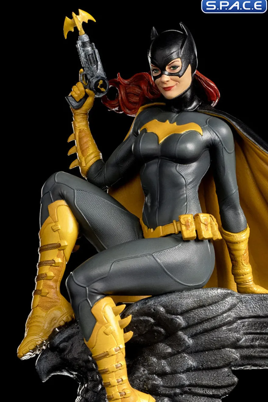 1/10 Scale Batgirl Deluxe Art Scale Statue
