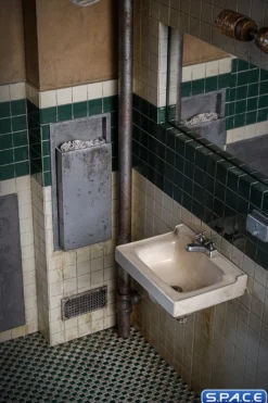 1/6 Scale Bathroom Base Version A