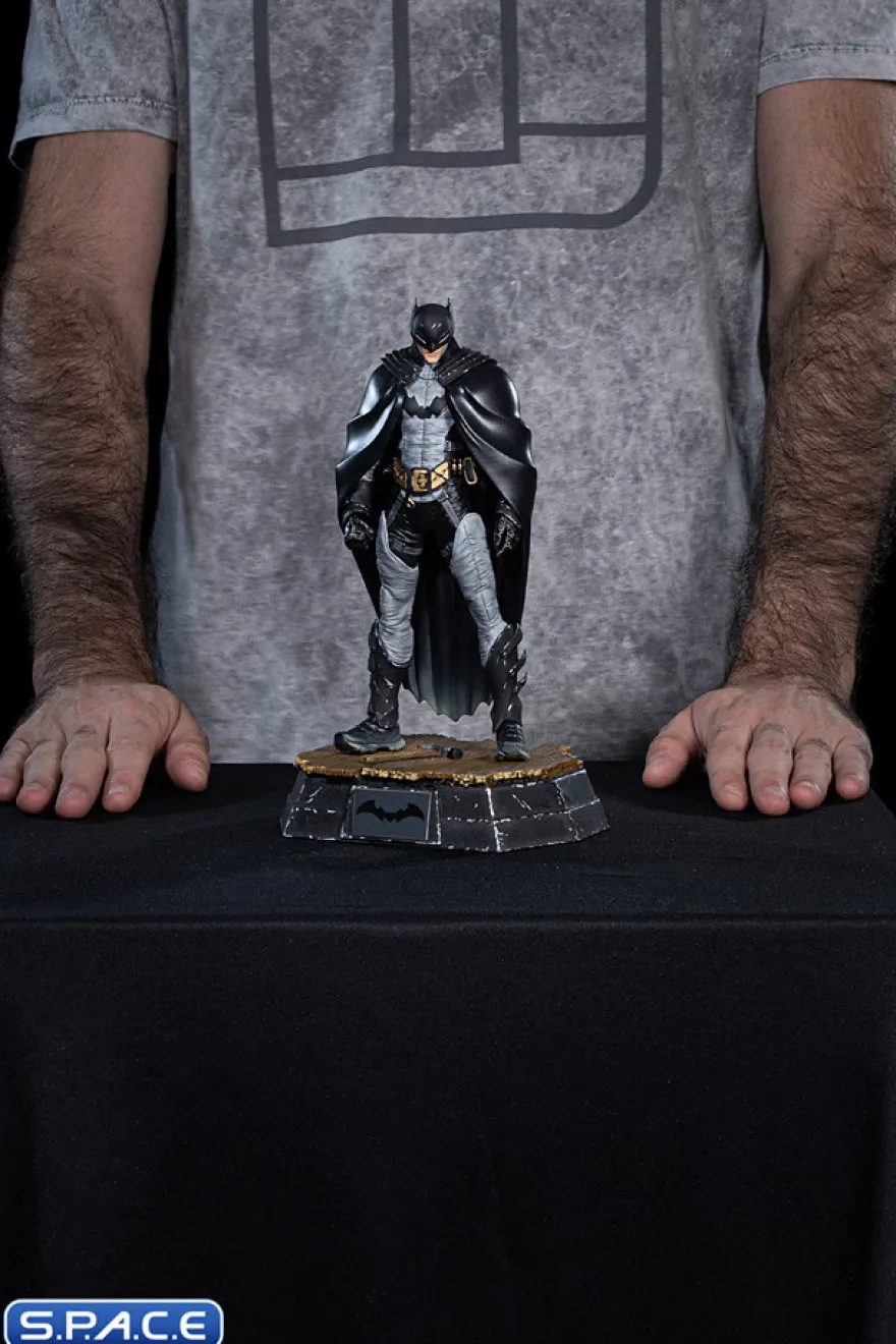 1/10 Scale Batman Art Scale Statue by Rafael Grampa
