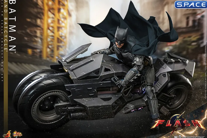 1/6 Scale Batman & Batcycle Movie Masterpiece Set MMS705