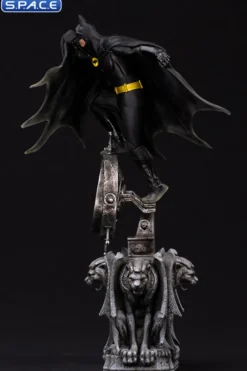 1/10 Scale Batman Deluxe Art Scale Statue