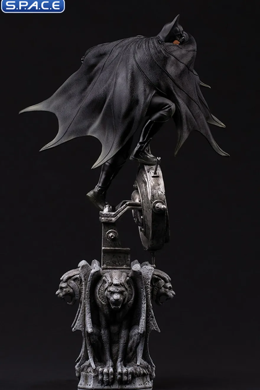 1/10 Scale Batman Deluxe Art Scale Statue