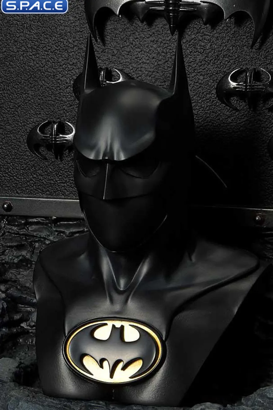 1/3 Scale Batman Gadget Wall Museum Masterline Statue