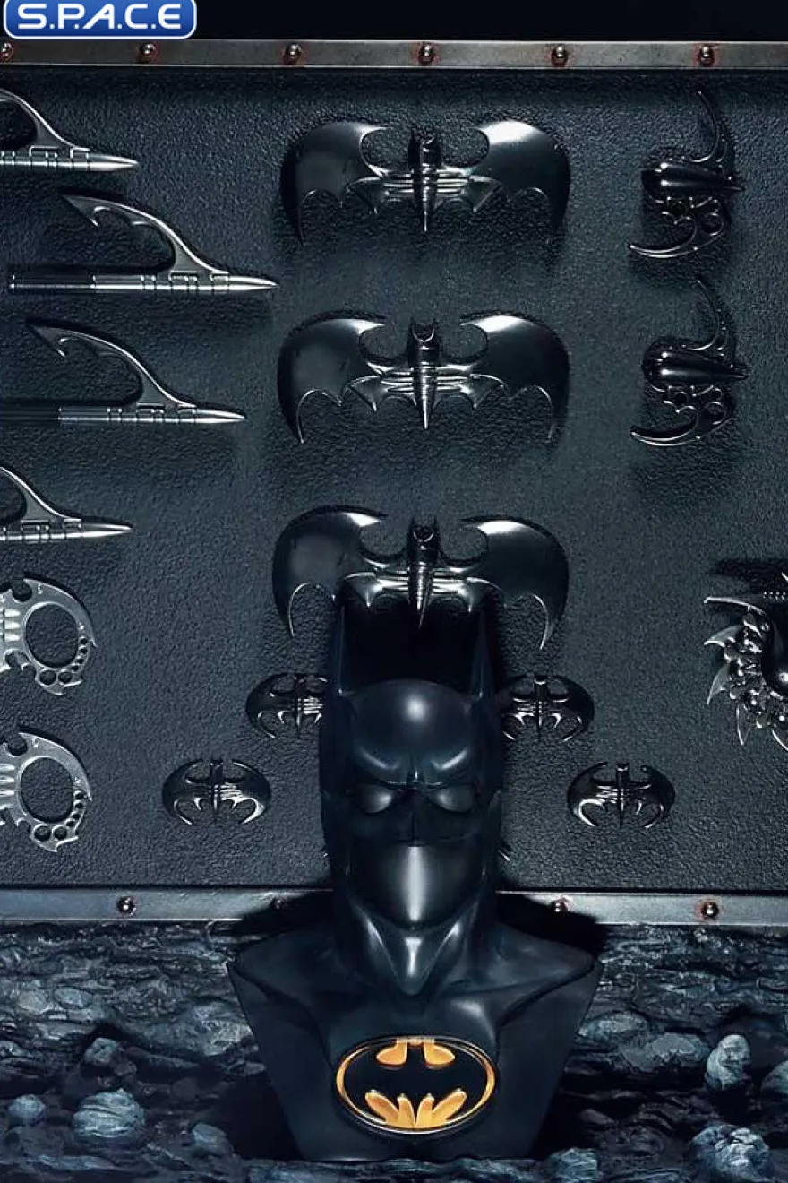 1/3 Scale Batman Gadget Wall Museum Masterline Statue