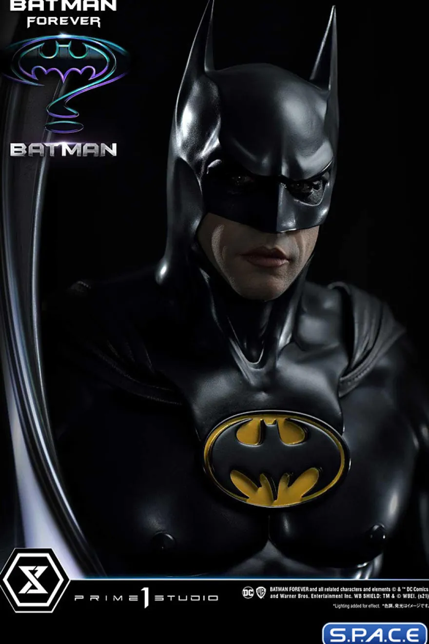 1/3 Scale Batman Museum Masterline Statue