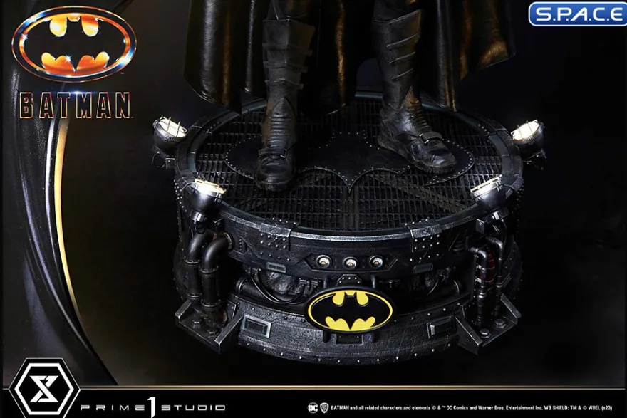 1/3 Scale Batman Museum Masterline Statue
