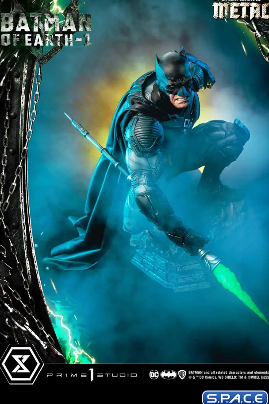 1/3 Scale Batman of Earth-1 Deluxe Museum Masterline Statue