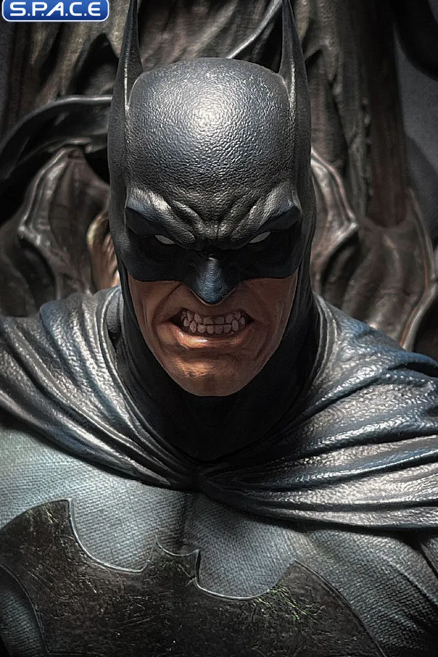 1/4 Scale Batman on Throne Statue - Premium Version