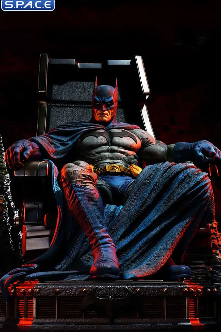 1/4 Scale Batman Tactical Throne Throne Legacy Statue