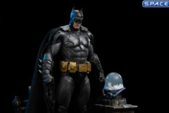 1/10 Scale Batman Unleashed Deluxe Art Scale Statue