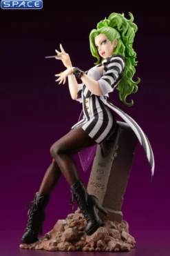 1/7 Scale Beetlejuice Girl