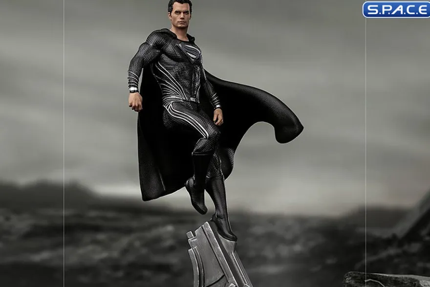 1/10 Scale Black Suit Superman Art Scale Statue