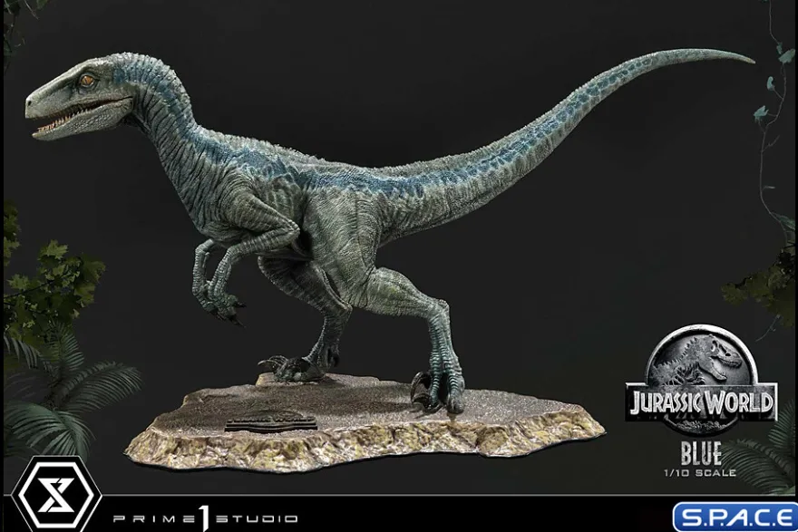 1/10 Scale Blue Prime Collectible Figures Statue