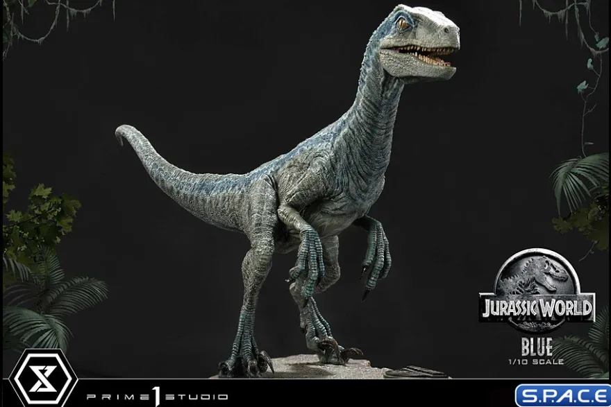 1/10 Scale Blue Prime Collectible Figures Statue