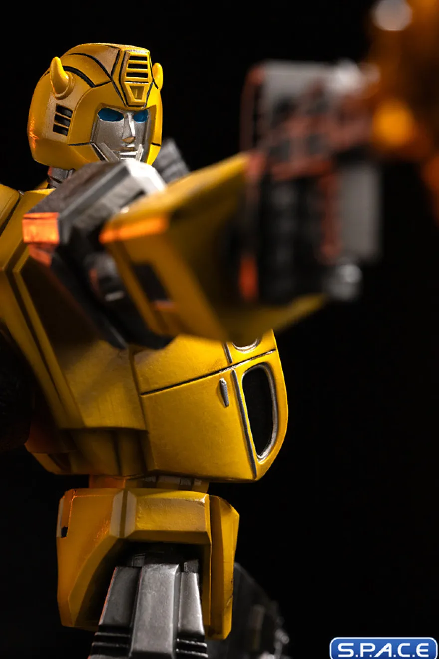 1/20 Scale Bumblebee Demi Art Scale Statue