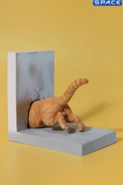 1/6 Scale Cat through the Wall