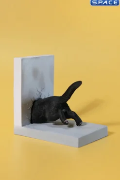 1/6 Scale Cat through the Wall
