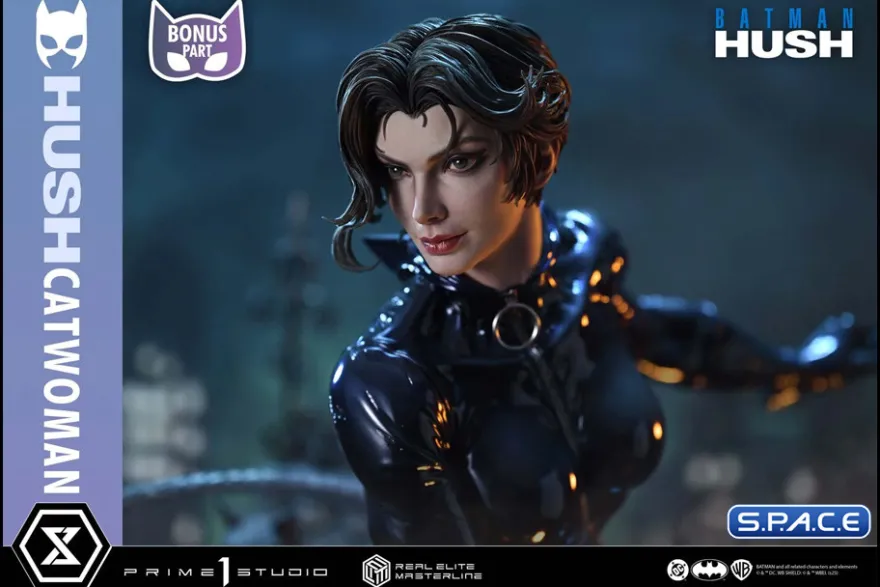 1/3 Scale Catwoman Deluxe Real Elite Masterline Statue