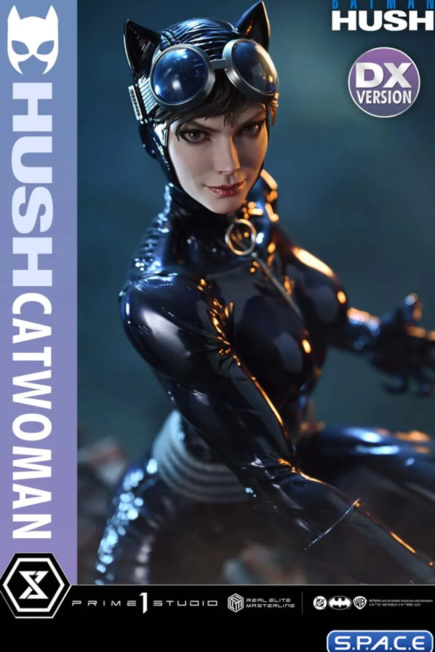 1/3 Scale Catwoman Deluxe Real Elite Masterline Statue