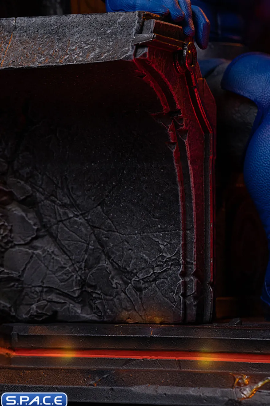 1/10 Scale Darkseid Unleashed Art Scale Statue