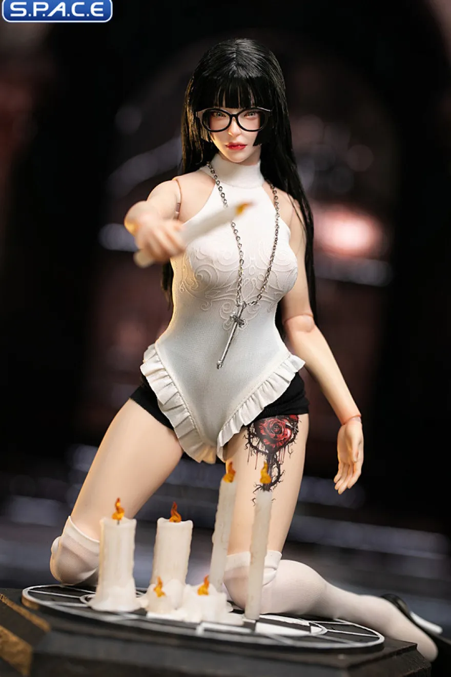 1/6 Scale Dark Sister Hathaway