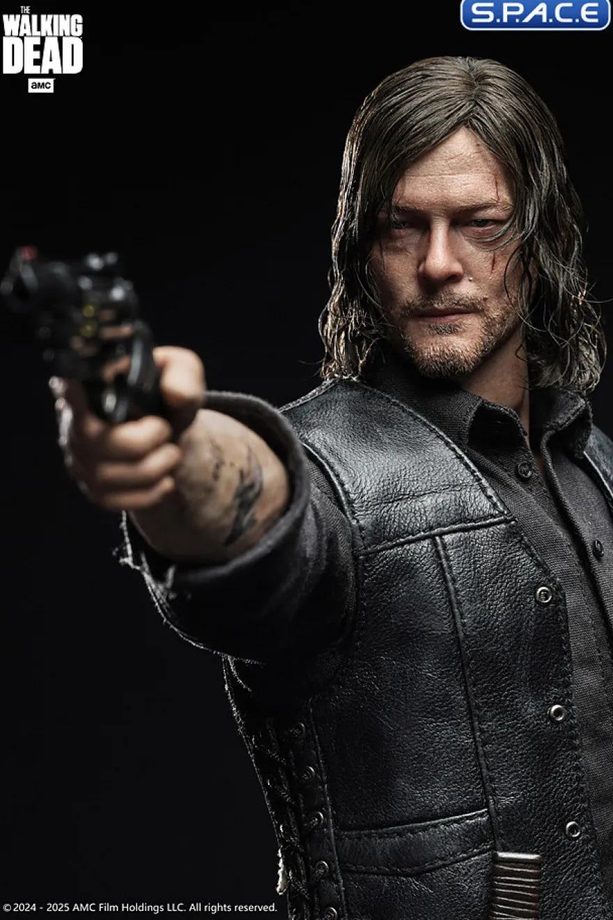 1/6 Scale Daryl Dixon - Season 8