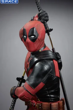 1/4 Scale Deadpool Legacy Replica Statue