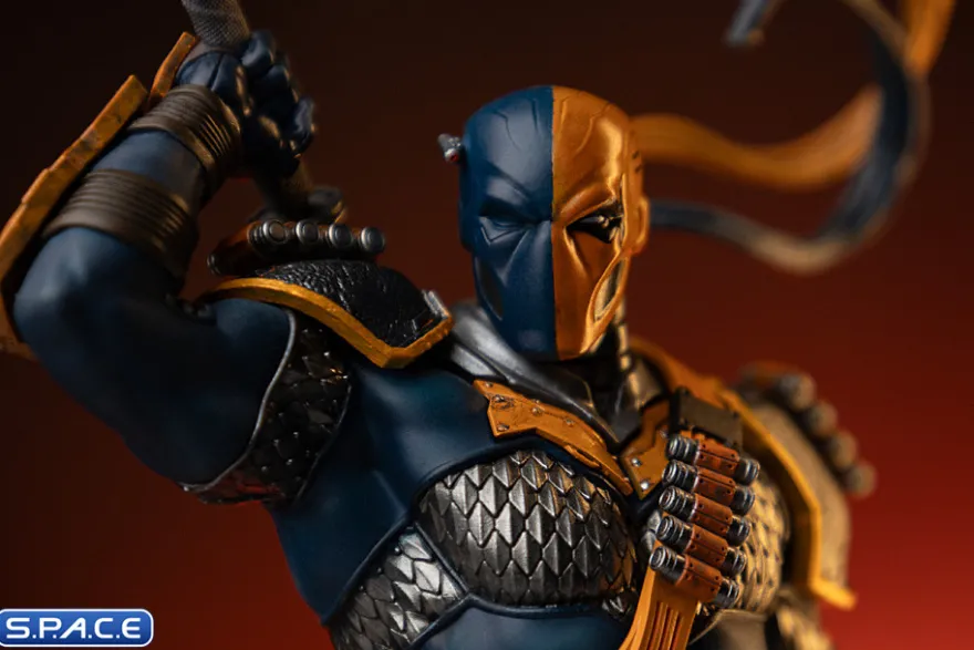 1/10 Scale Deathstroke Art Scale Statue