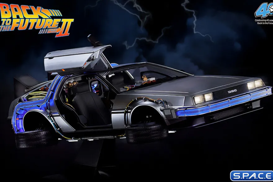 1/6 Scale DeLorean Time Machine Ultimate Masterpiece Series
