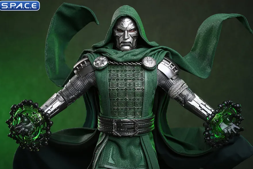 1/6 Scale Doctor Doom Movie Masterpiece MMS906