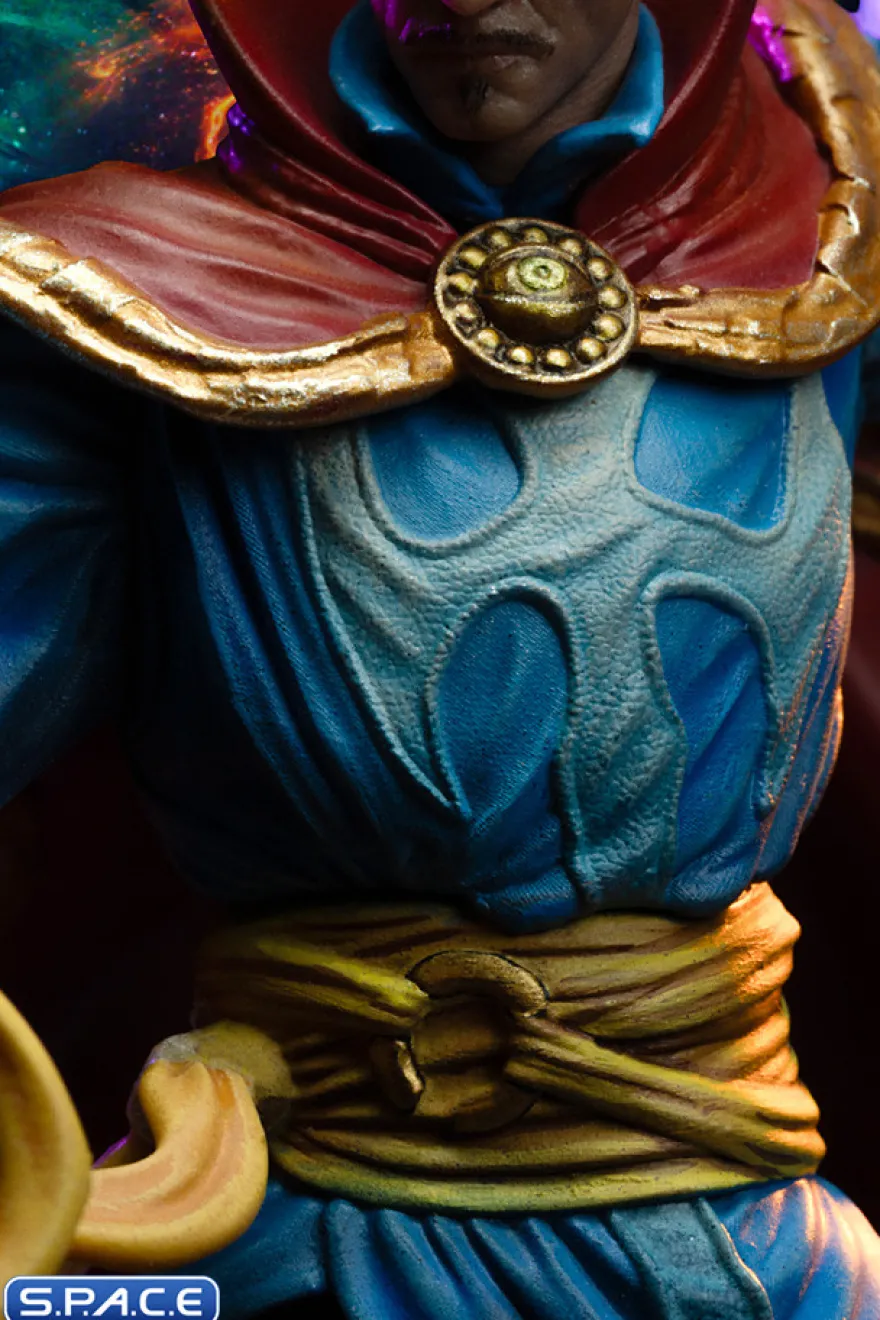 1/10 Scale Dr. Strange Deluxe Art Scale Statue