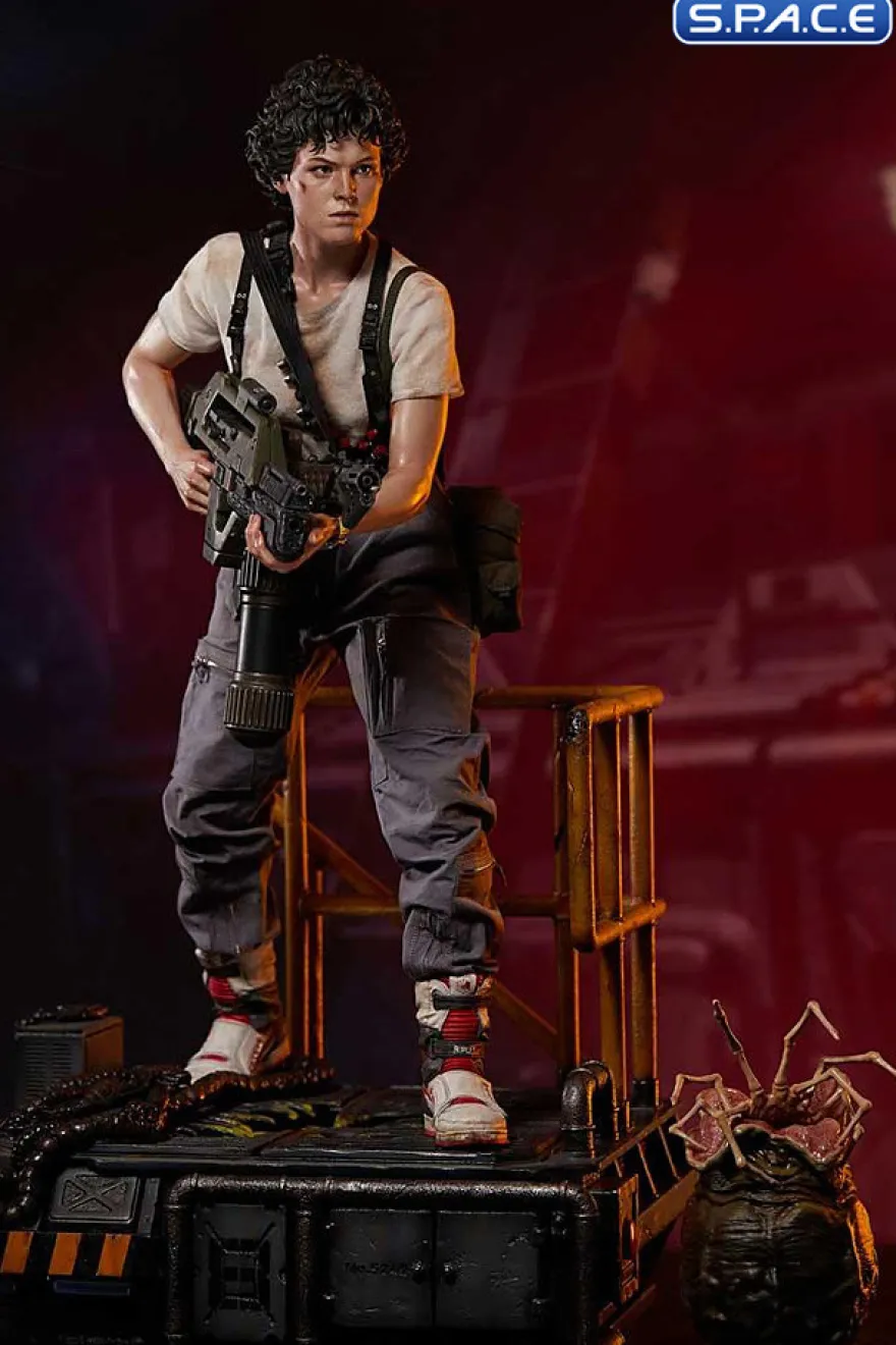 1/4 Scale Ellen Ripley Ultimate Premium Masterline Statue