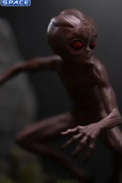 1/10 Scale ET Varginha »I Want to Believe«