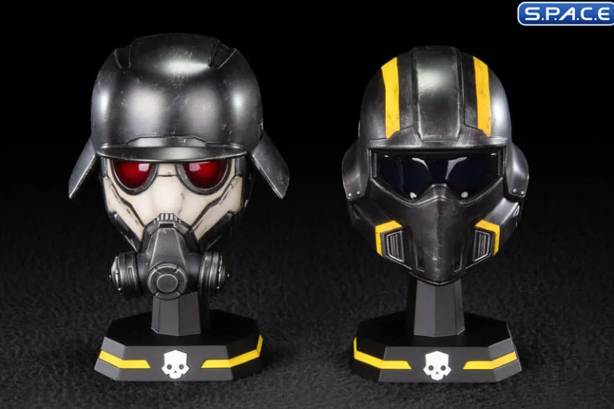 1/4 Scale Field Chemist Helmet Replica