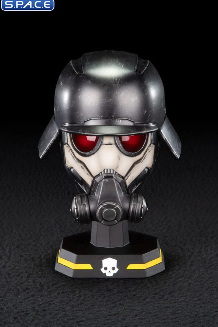1/4 Scale Field Chemist Helmet Replica