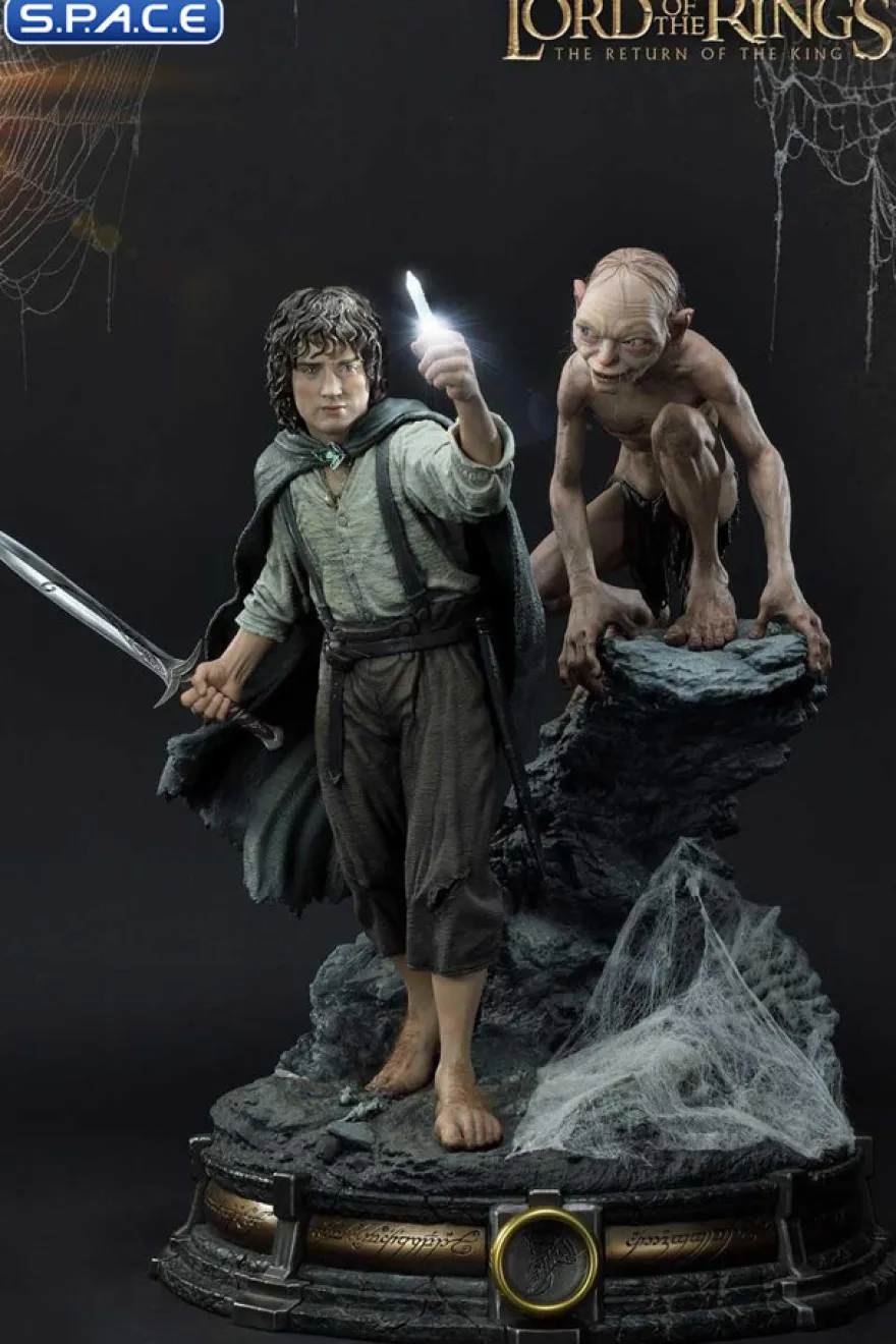1/4 Scale Frodo & Gollum Premium Masterline Statue