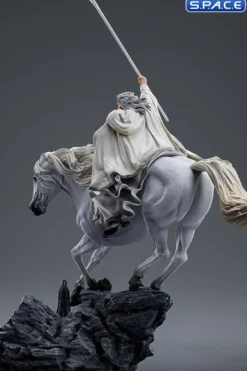 1/10 Scale Gandalf on Shadowfax Deluxe Art Scale Statue