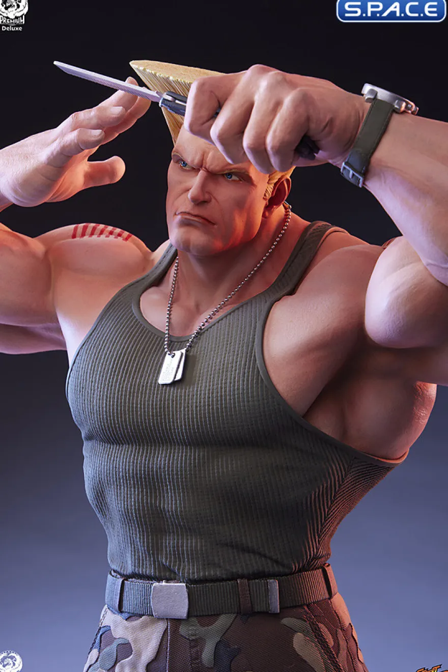 1/4 Scale Guile Statue - Deluxe Version