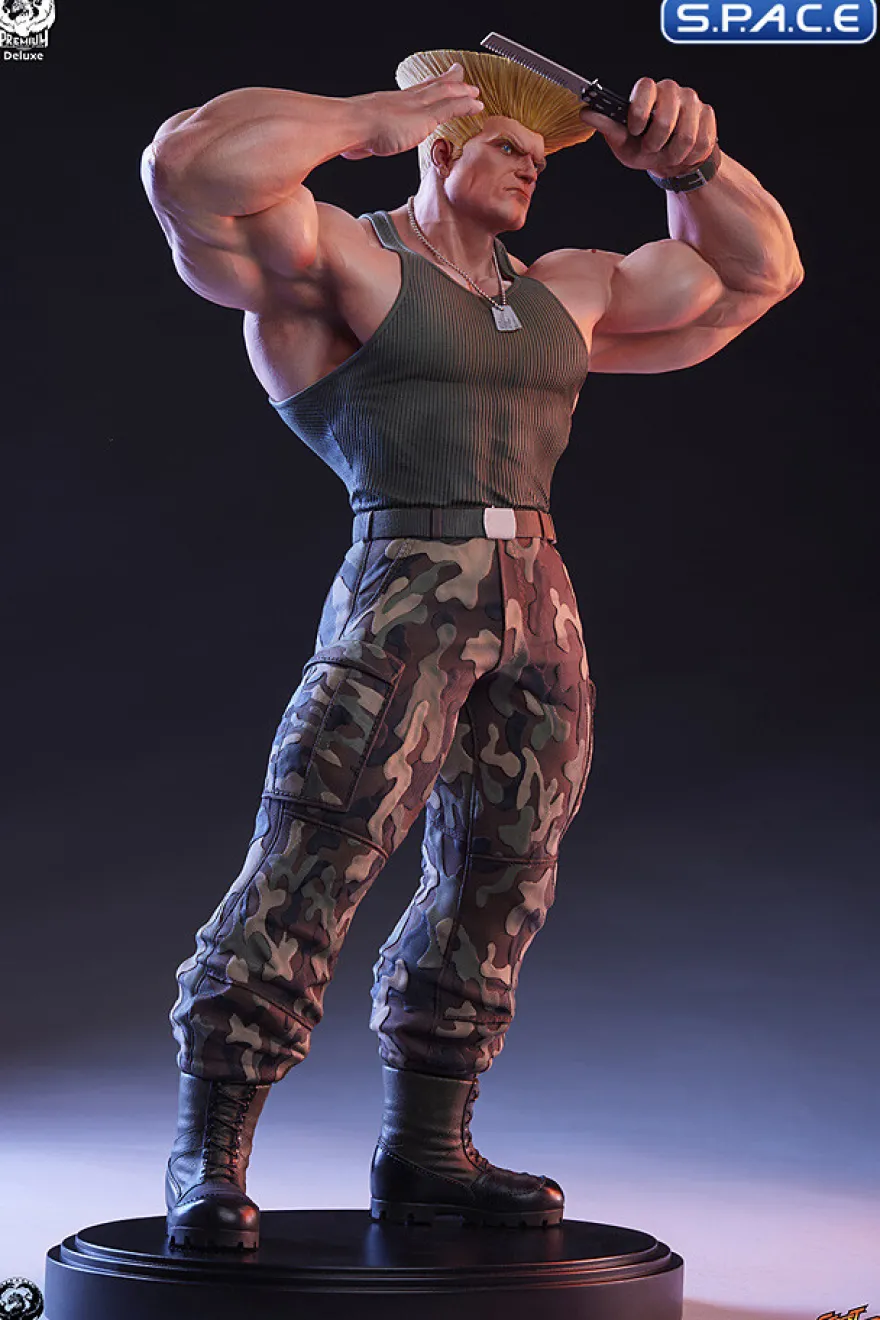 1/4 Scale Guile Statue - Deluxe Version