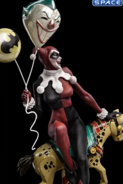 1/10 Scale Harley Quinn Unleashed Art Scale Statue
