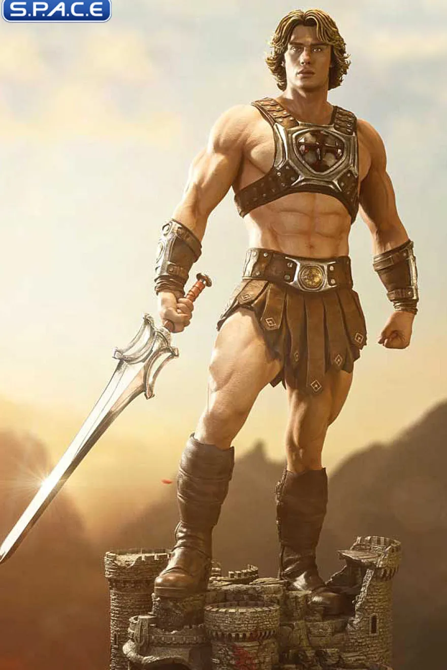 1/3 Scale He-Man Real Elite Masterline Statue