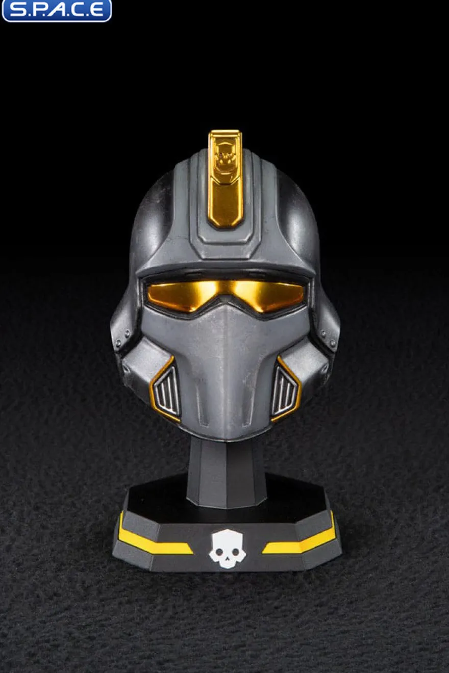 1/4 Scale Hero of the Federation Helmet Replica