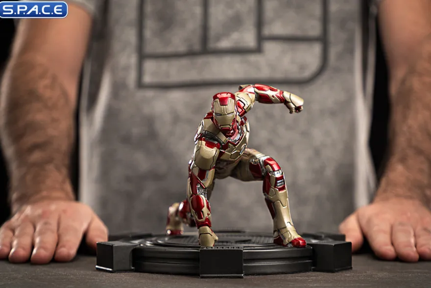 1/10 Scale Iron Man Mark 42 Art Scale Statue