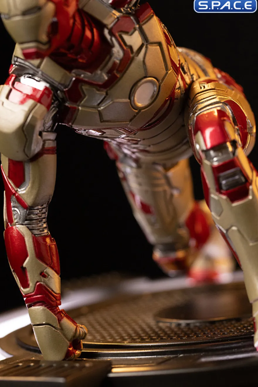 1/10 Scale Iron Man Mark 42 Art Scale Statue