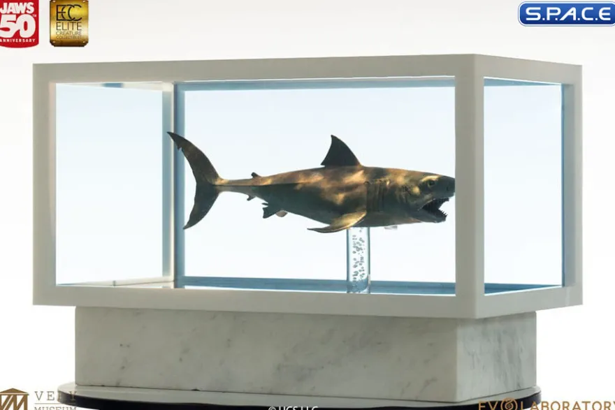1/18 Scale Jaws Bronze Maquette