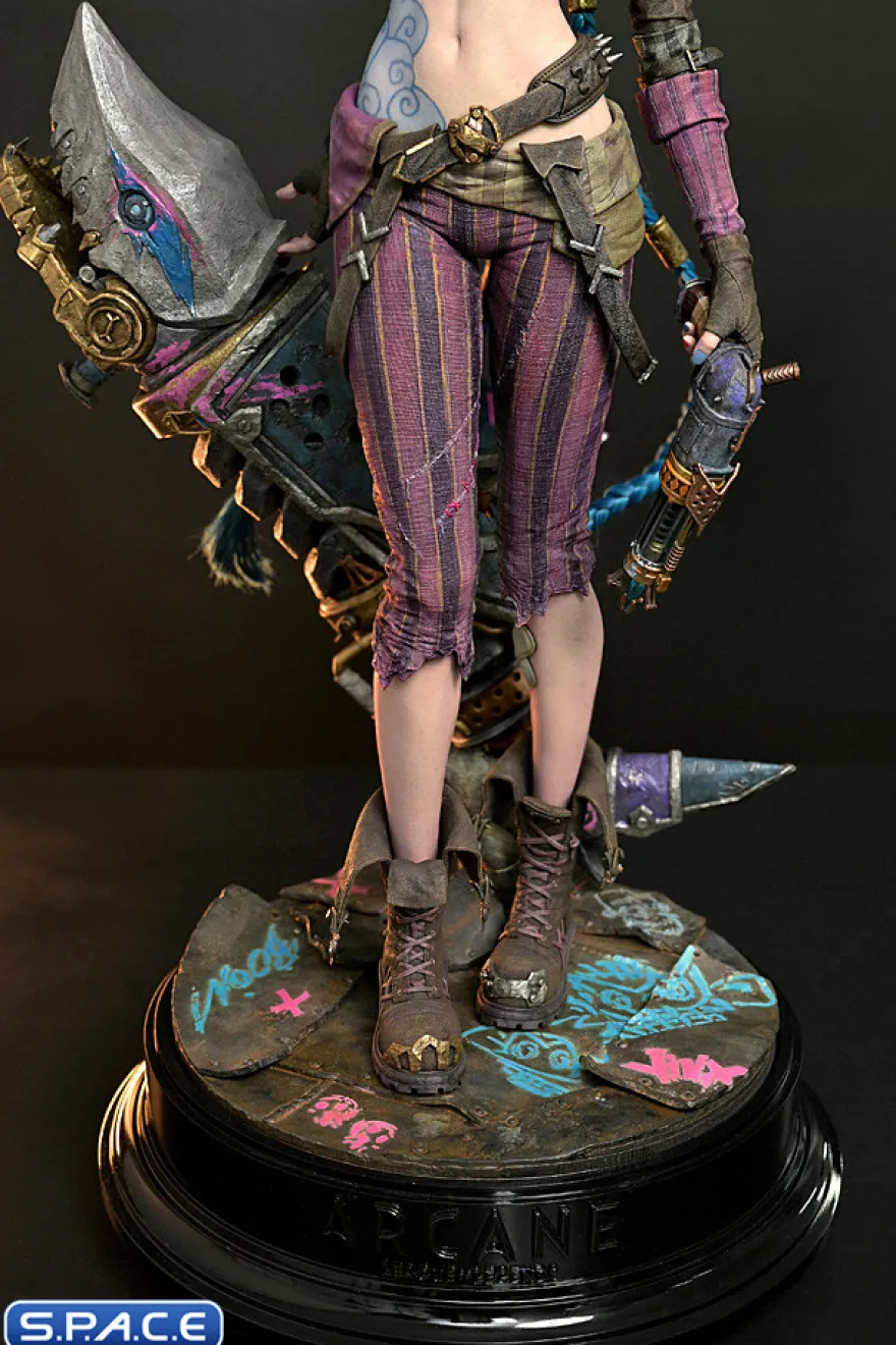 1/3 Scale Jinx Statue