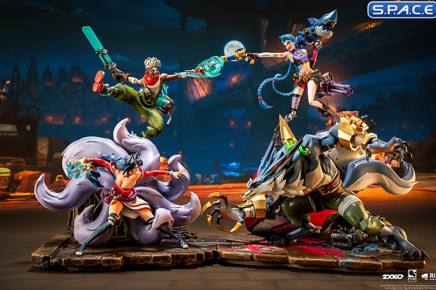 1/10 Scale Jinx & Warwick Diorama