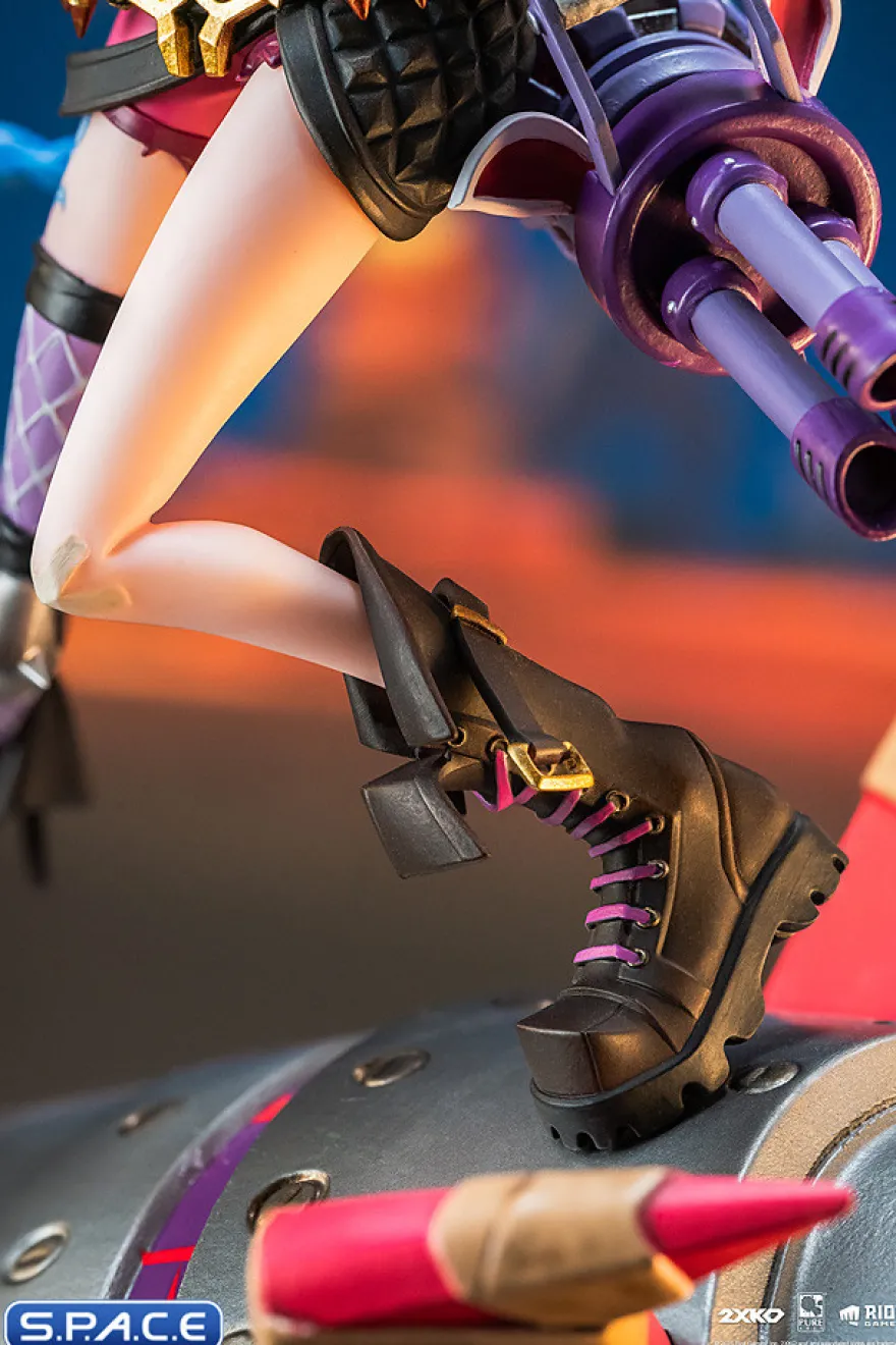 1/10 Scale Jinx & Warwick Diorama