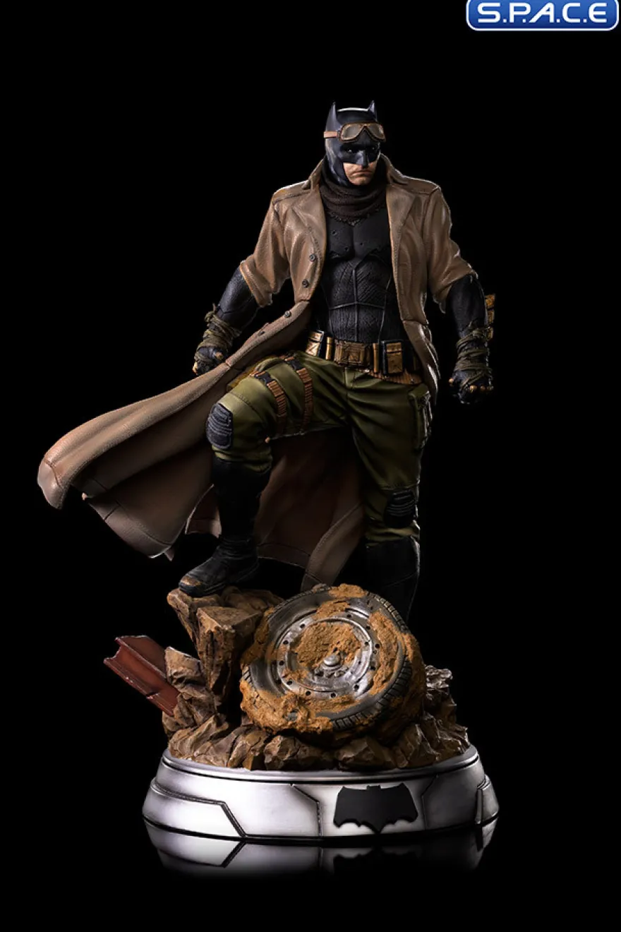 1/4 Scale Knightmare Batman Legacy Replica Statue